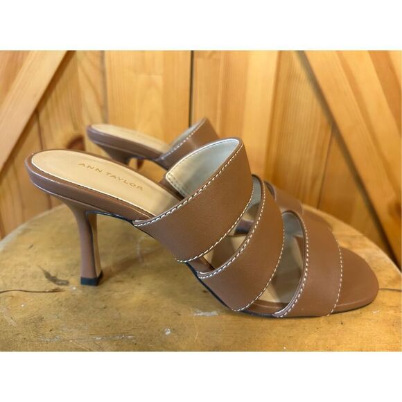 Ann Taylor 7M Brown Leather Heel Sandal Square Toe Minimalist Classic Slide - Picture 1 of 8